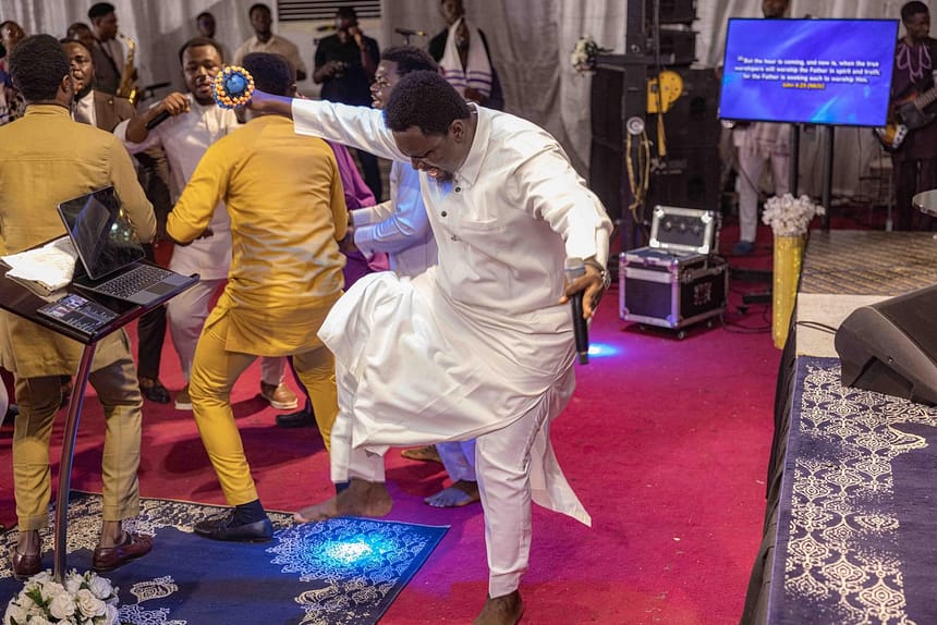 Prophet Joel Ogebe Prophetic Sounds And Chants